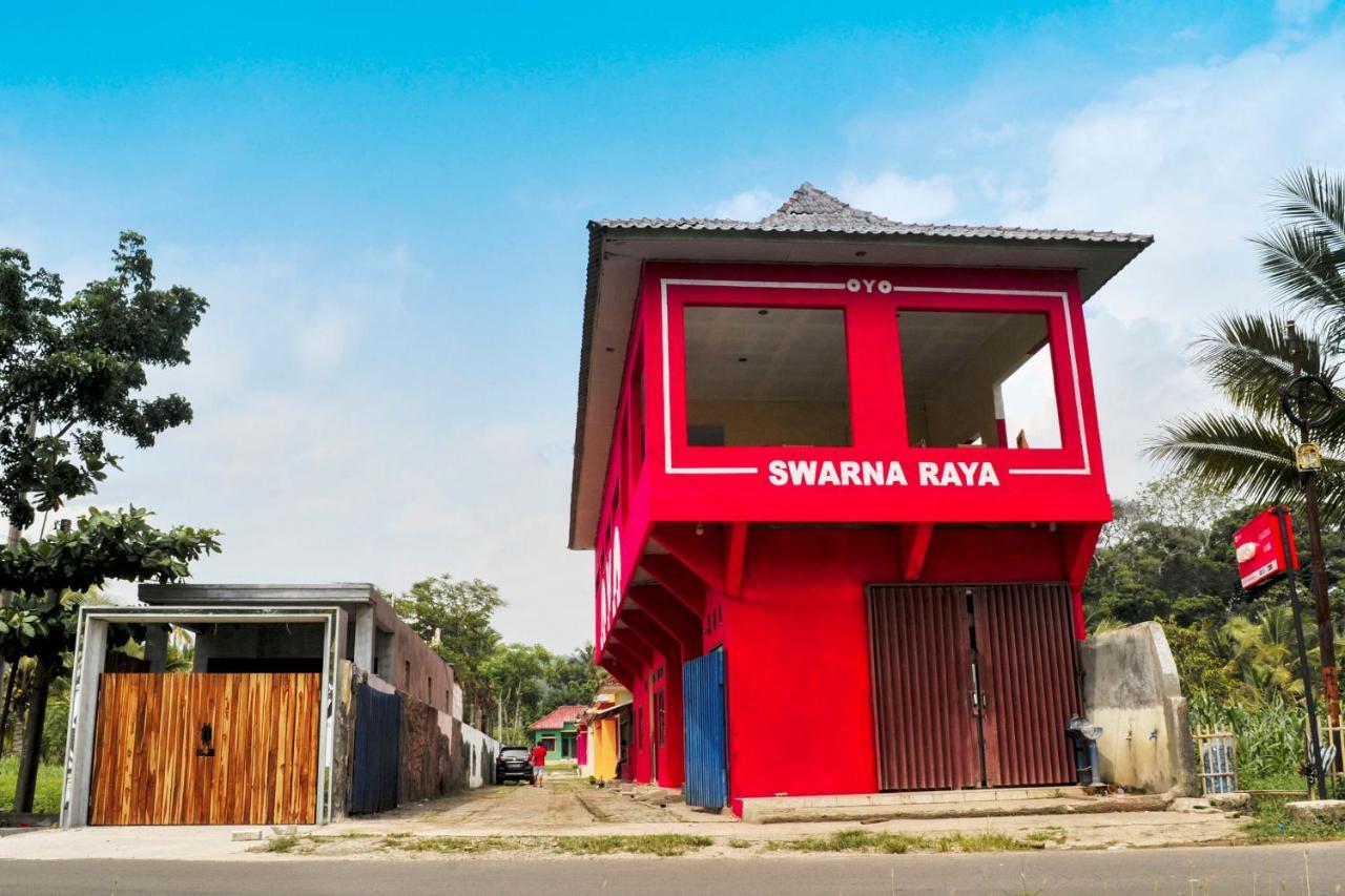 Oyo 2471 Swarna Raya Hotel Sawarna Ngoại thất bức ảnh