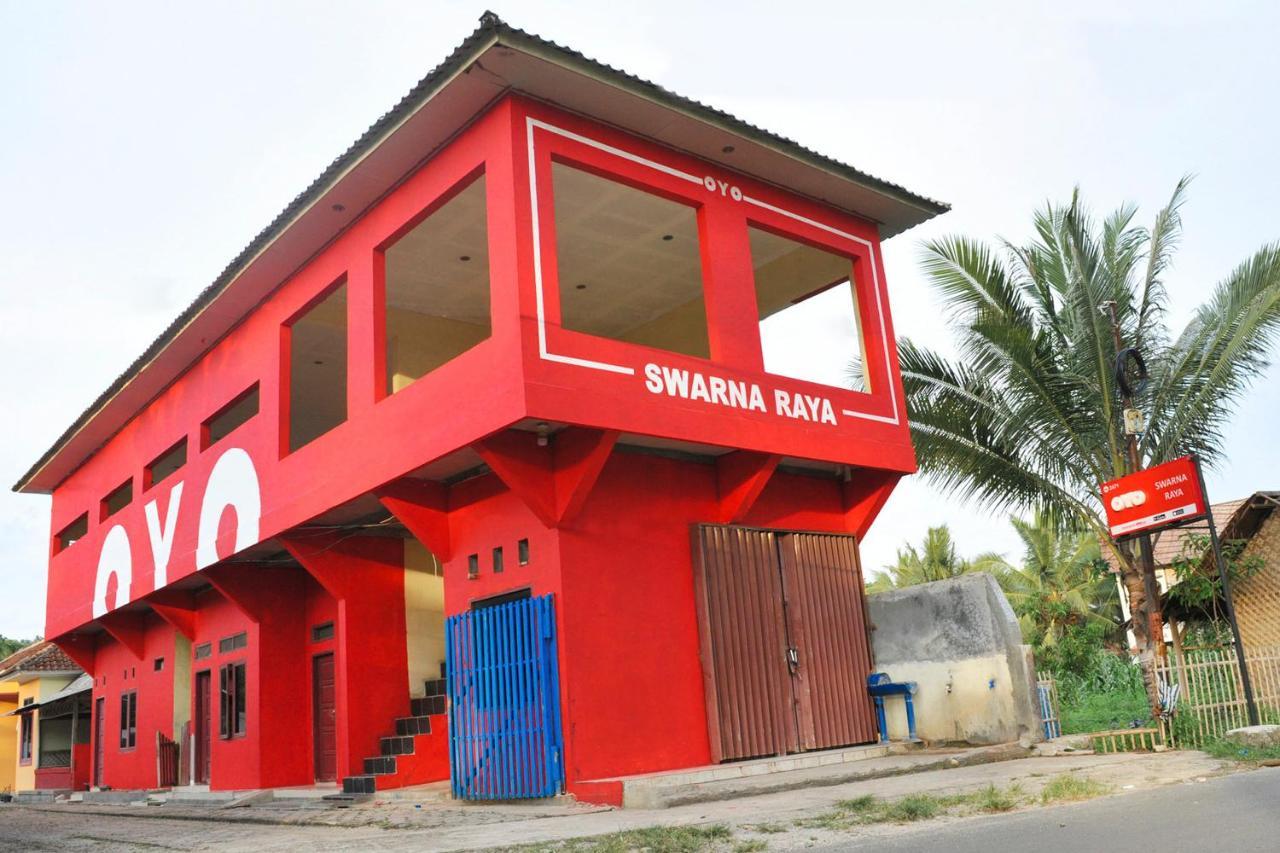 Oyo 2471 Swarna Raya Hotel Sawarna Ngoại thất bức ảnh